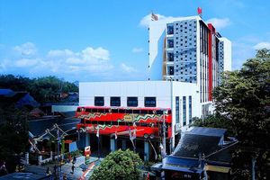 Alojamiento - Hotel Fortuna Grande Jember