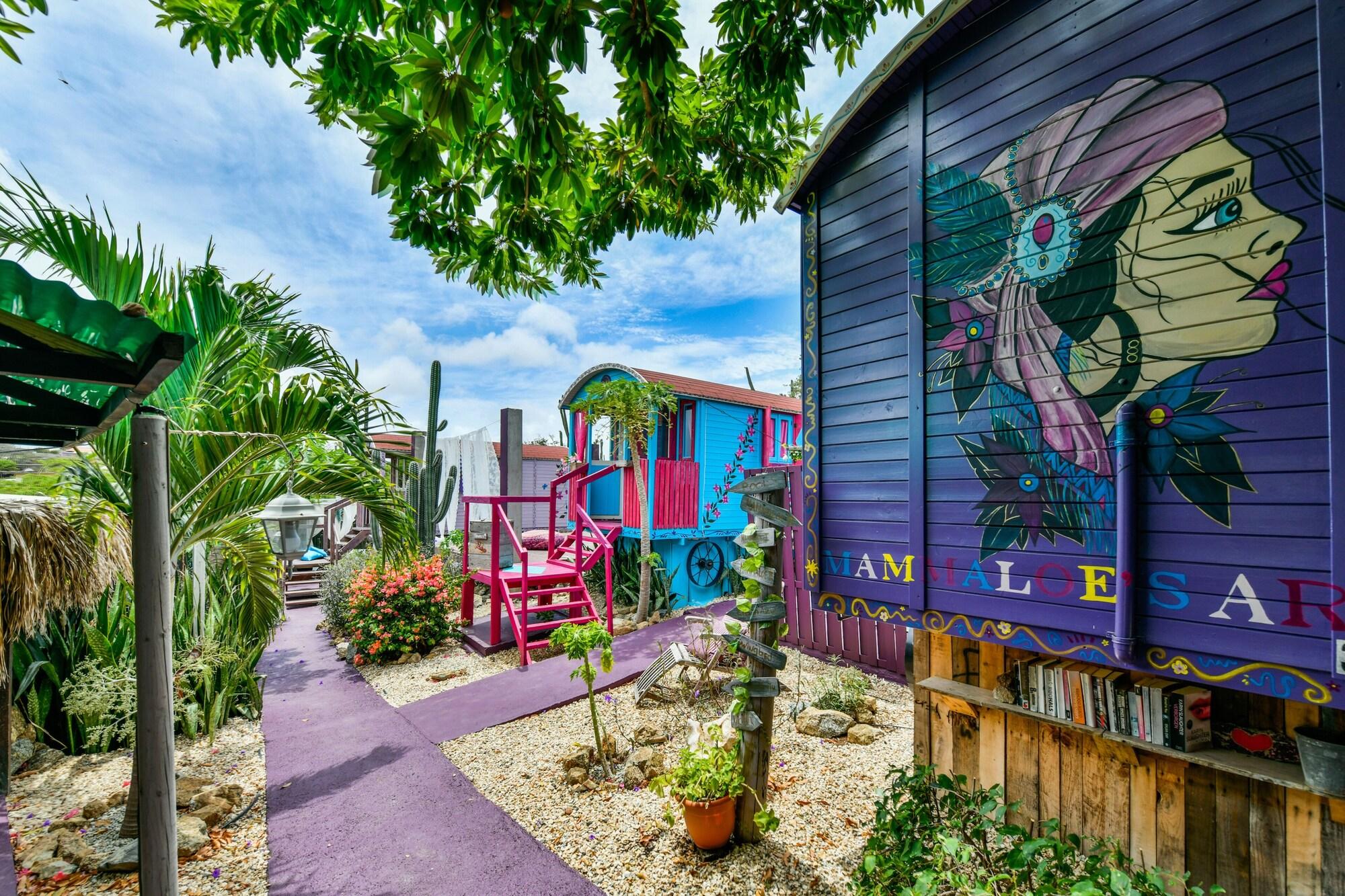 Vista Lobby Mammaloes