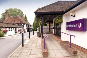 Alojamiento - Premier Inn Redhill Reigate