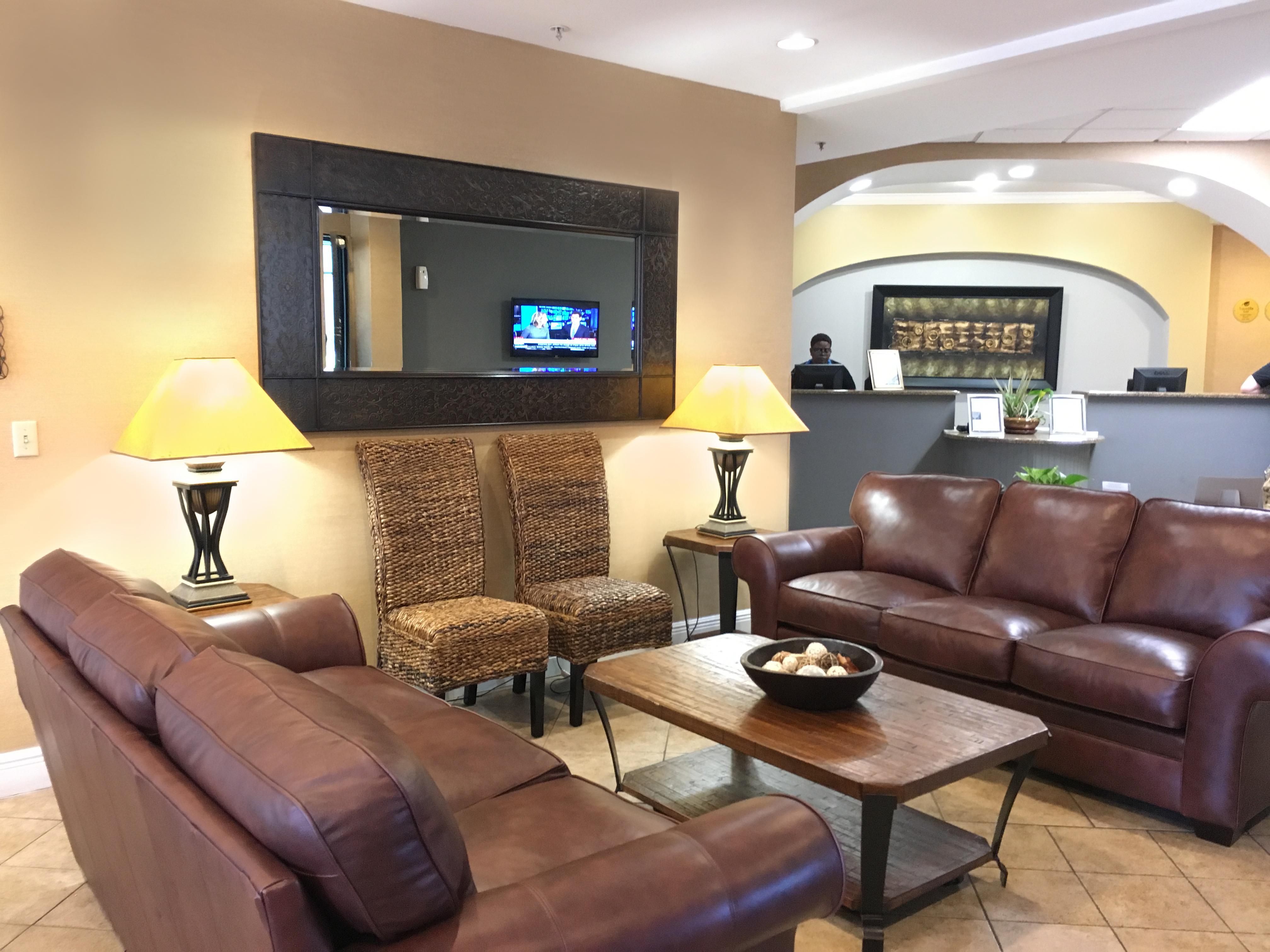 Vista Lobby Enclave Hotel & Suites Orlando, a staySky Hotel & Resort