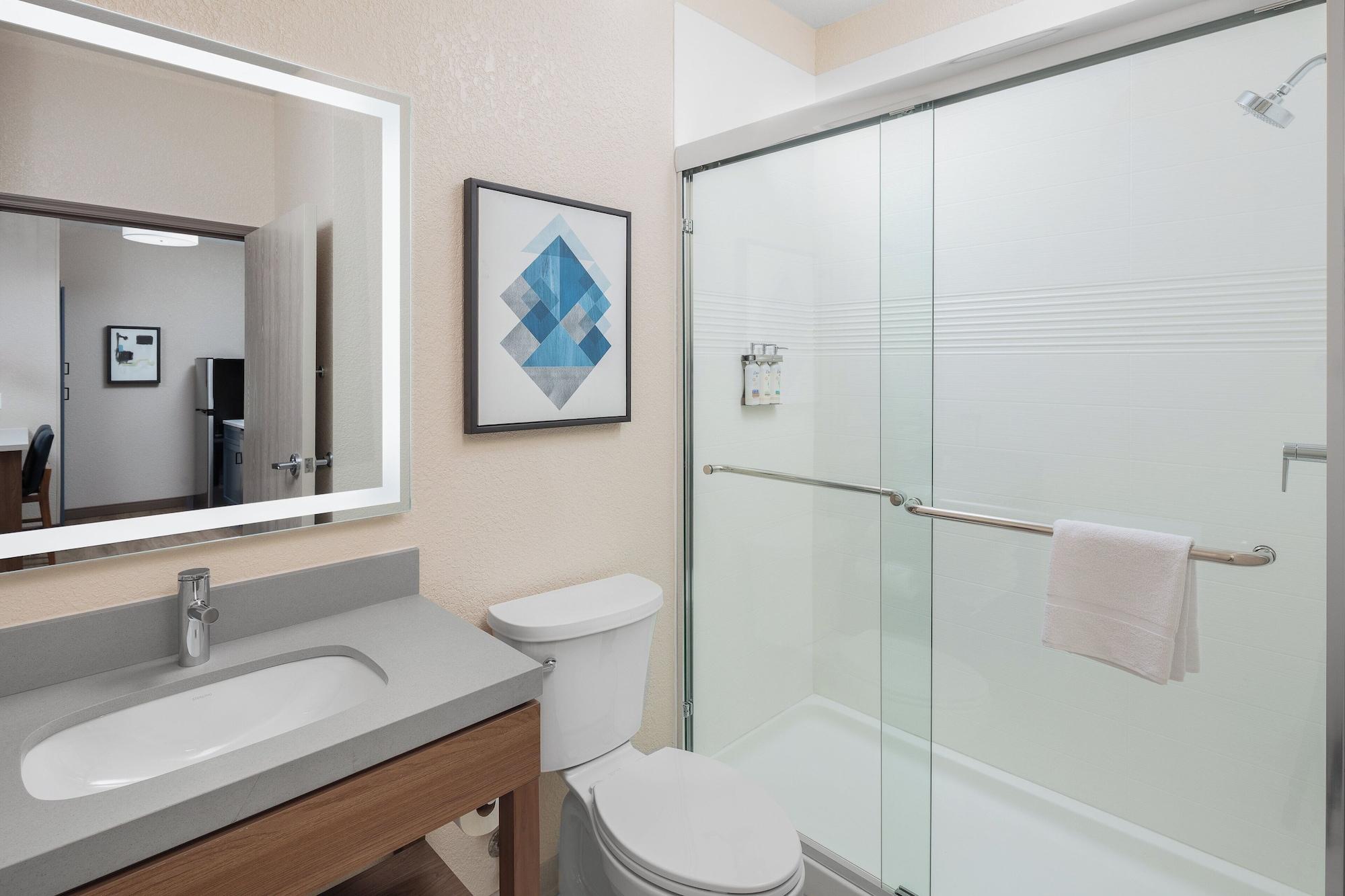 Equipamiento de Habitación Candlewood Suites St Robert by IHG