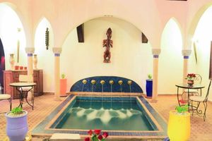 Alquiler Vacacional - Riad in the heart of the medina secure with swimming pool