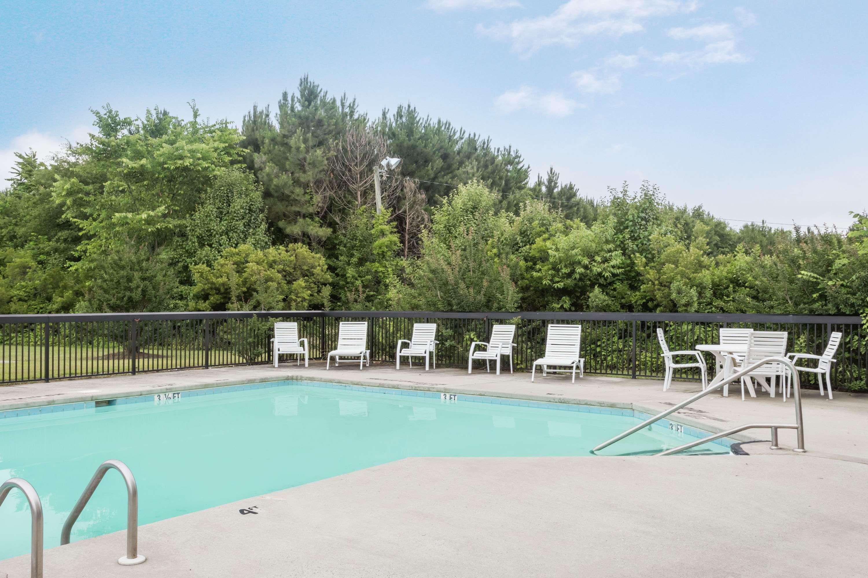 Vista Piscina Days Inn by Wyndham Selma