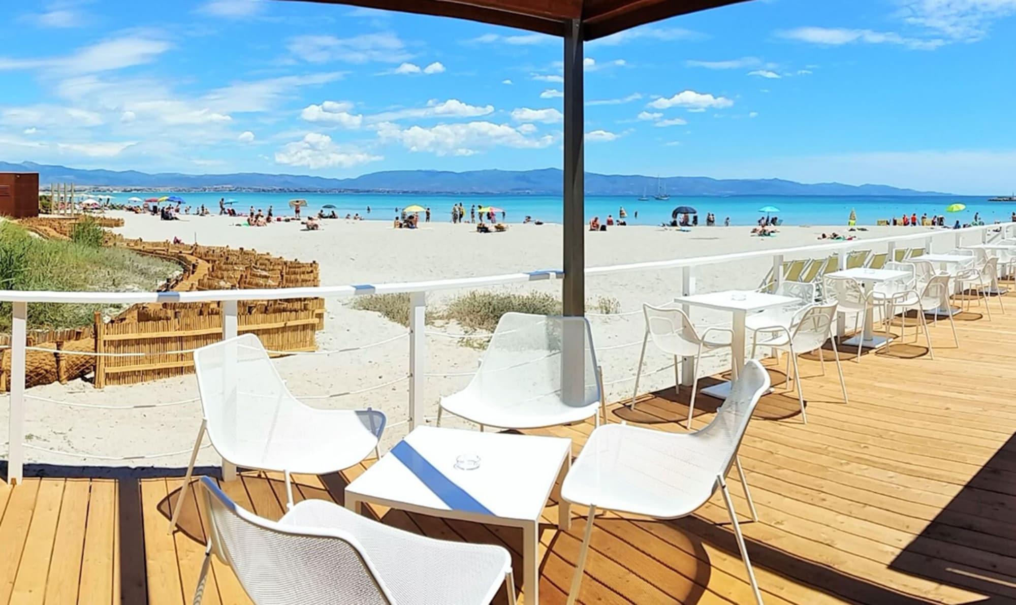 Bar/Salón Hotel Nautilus