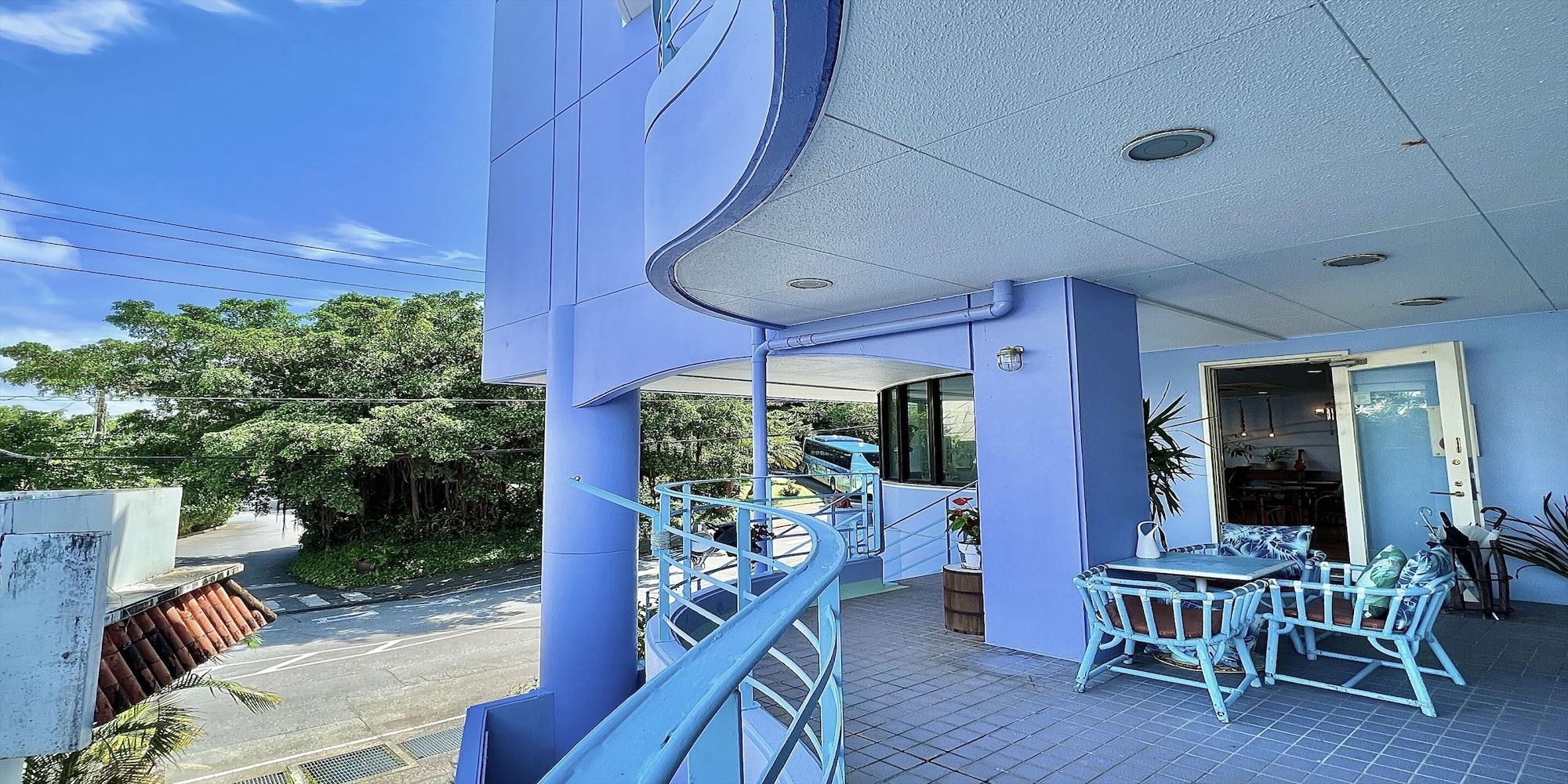 Vista Exterior Pension Moon Villa
