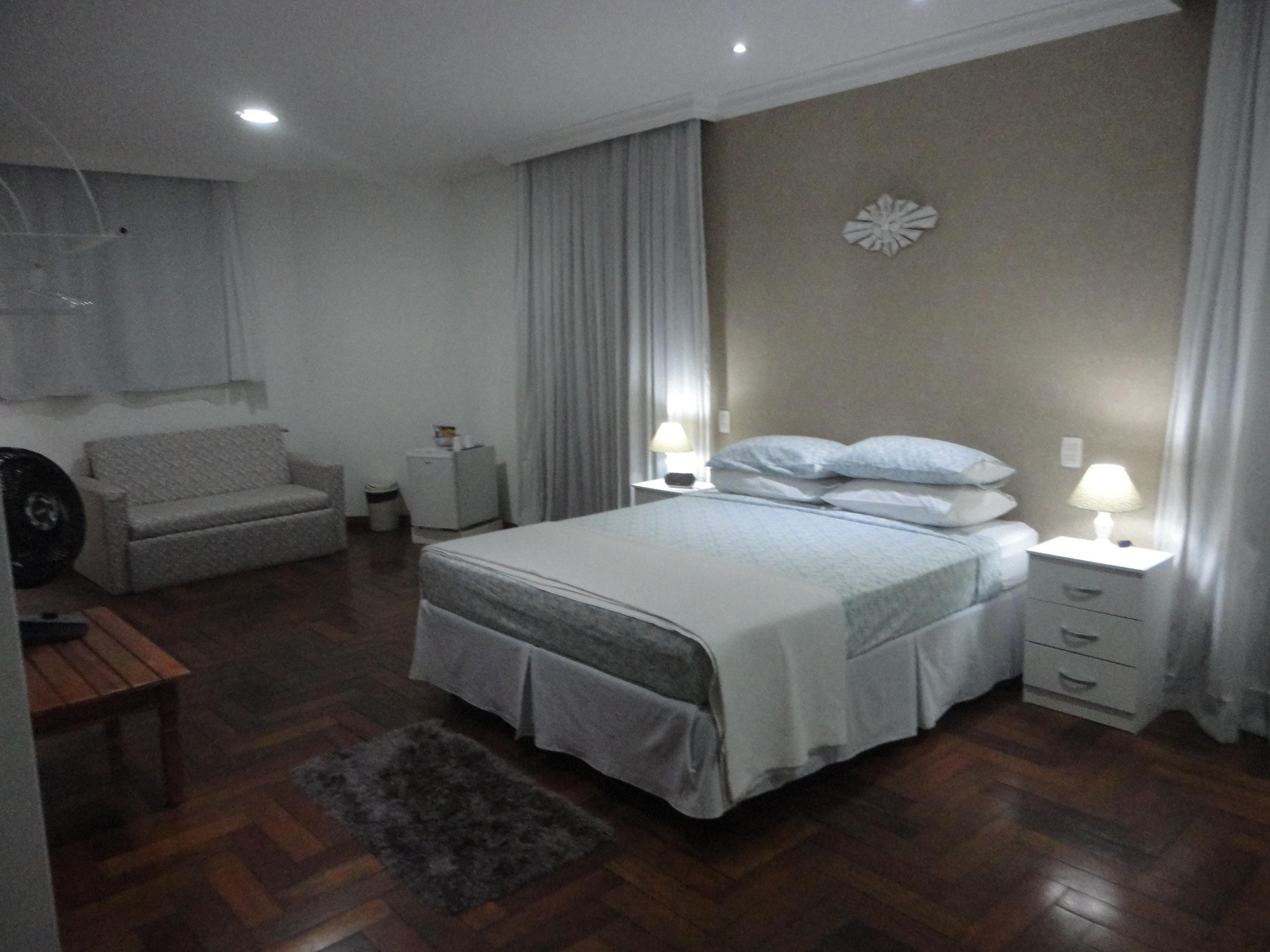 Varios Hospedaria Casa Real