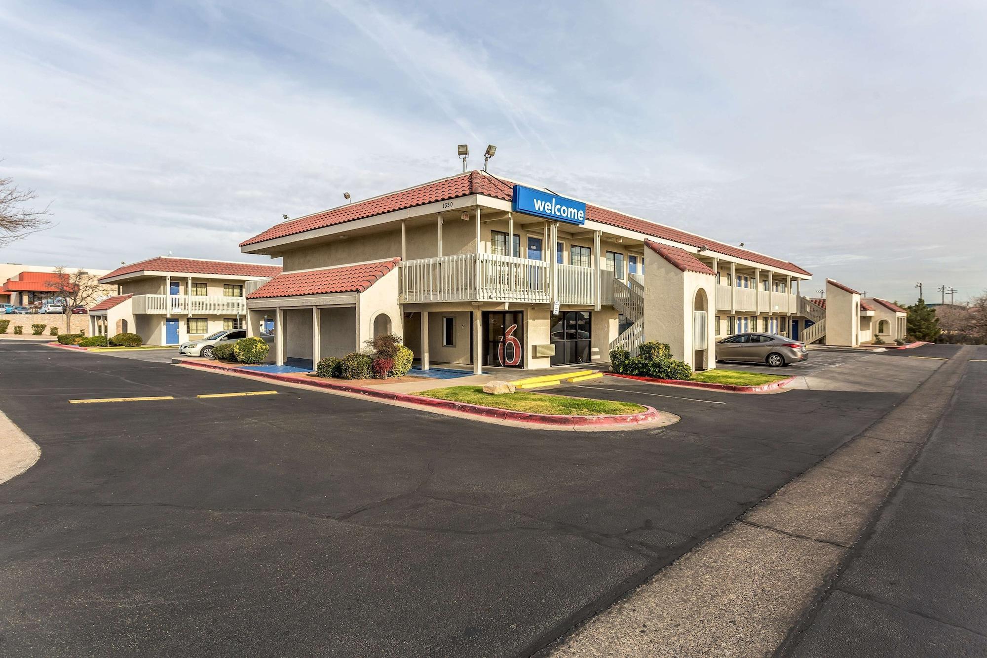 Vista Exterior Motel 6 El Paso, TX - East