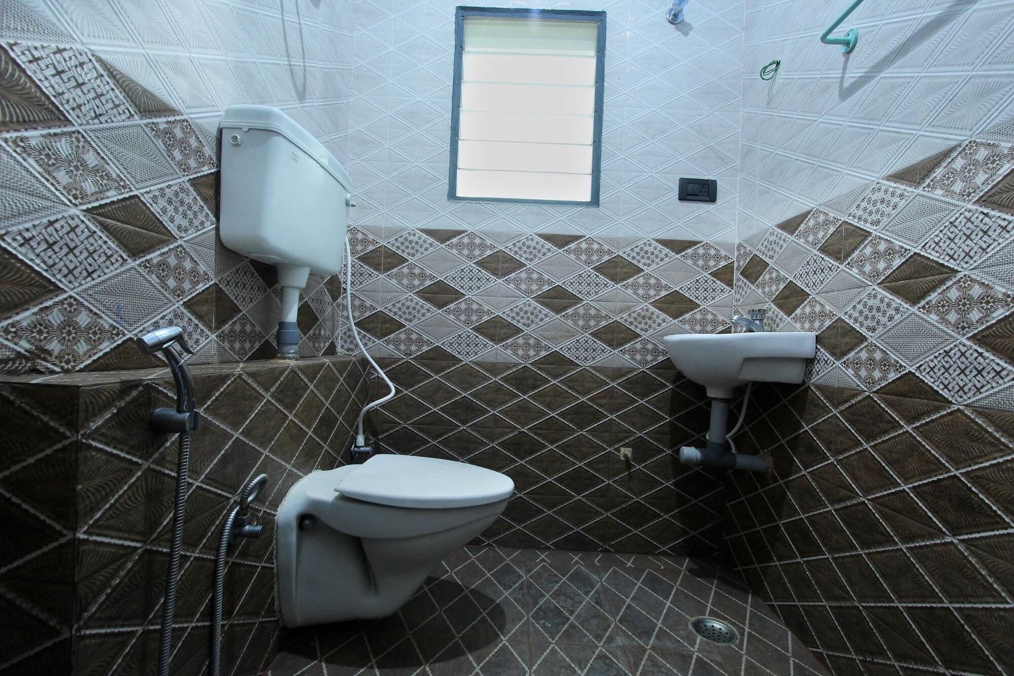 Equipamiento de Habitación OYO 18456 Anugraha Vasantham