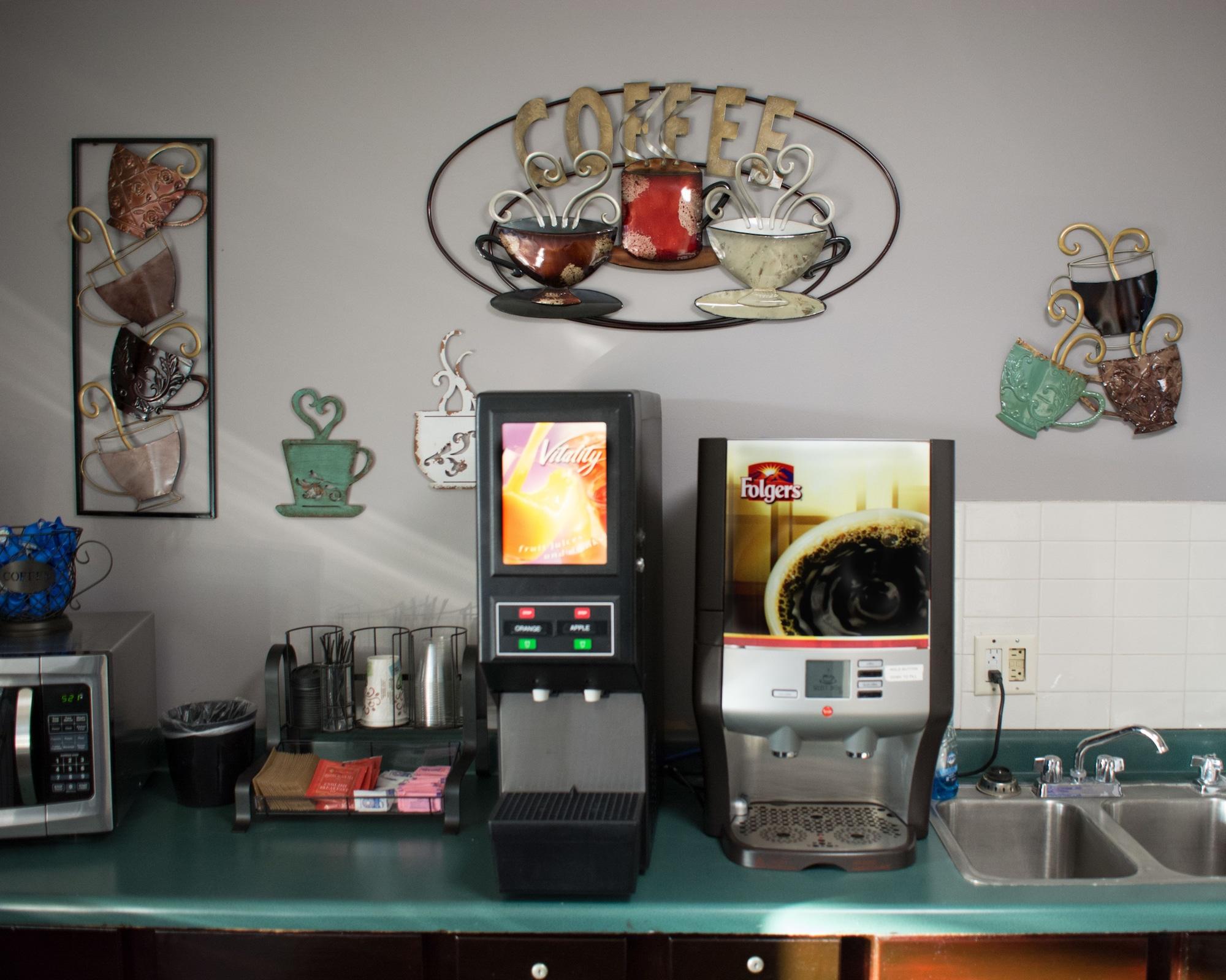 Bar/Salón Amerivu Inn And Suites New Richmond