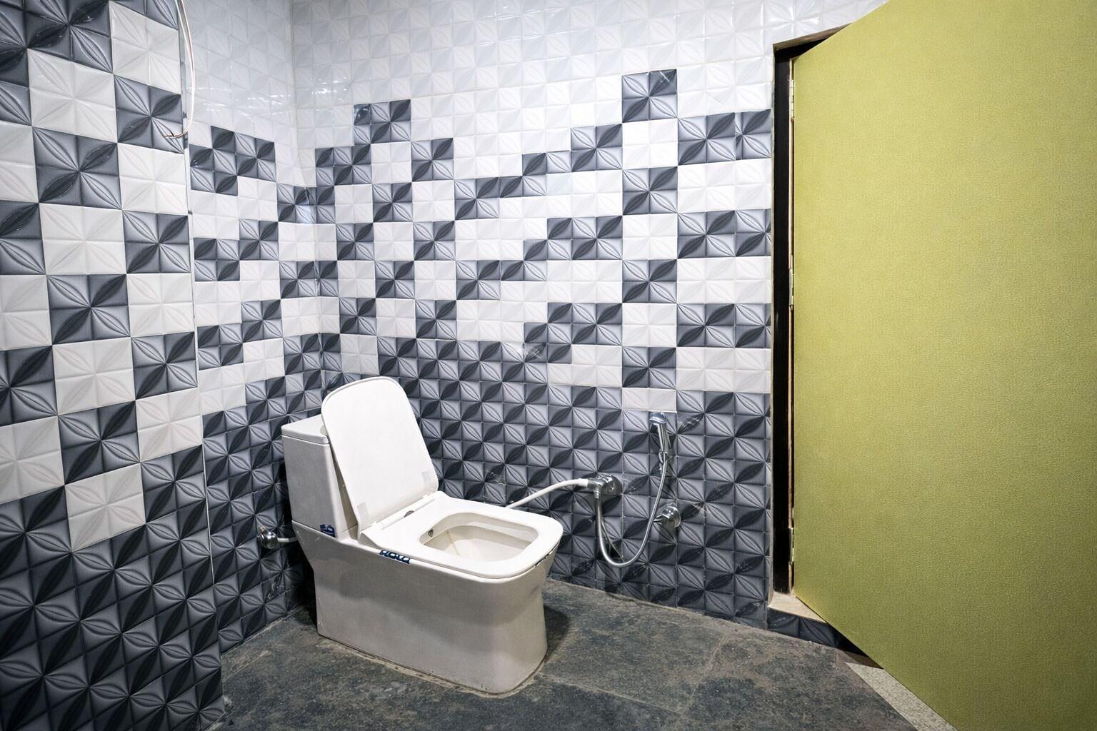 Equipamiento de Habitación The Golden Wings Hotel