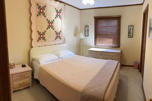 Alquiler Vacacional - Spacious, Remodeled, in a Quiet Family Oriented Neighborhood