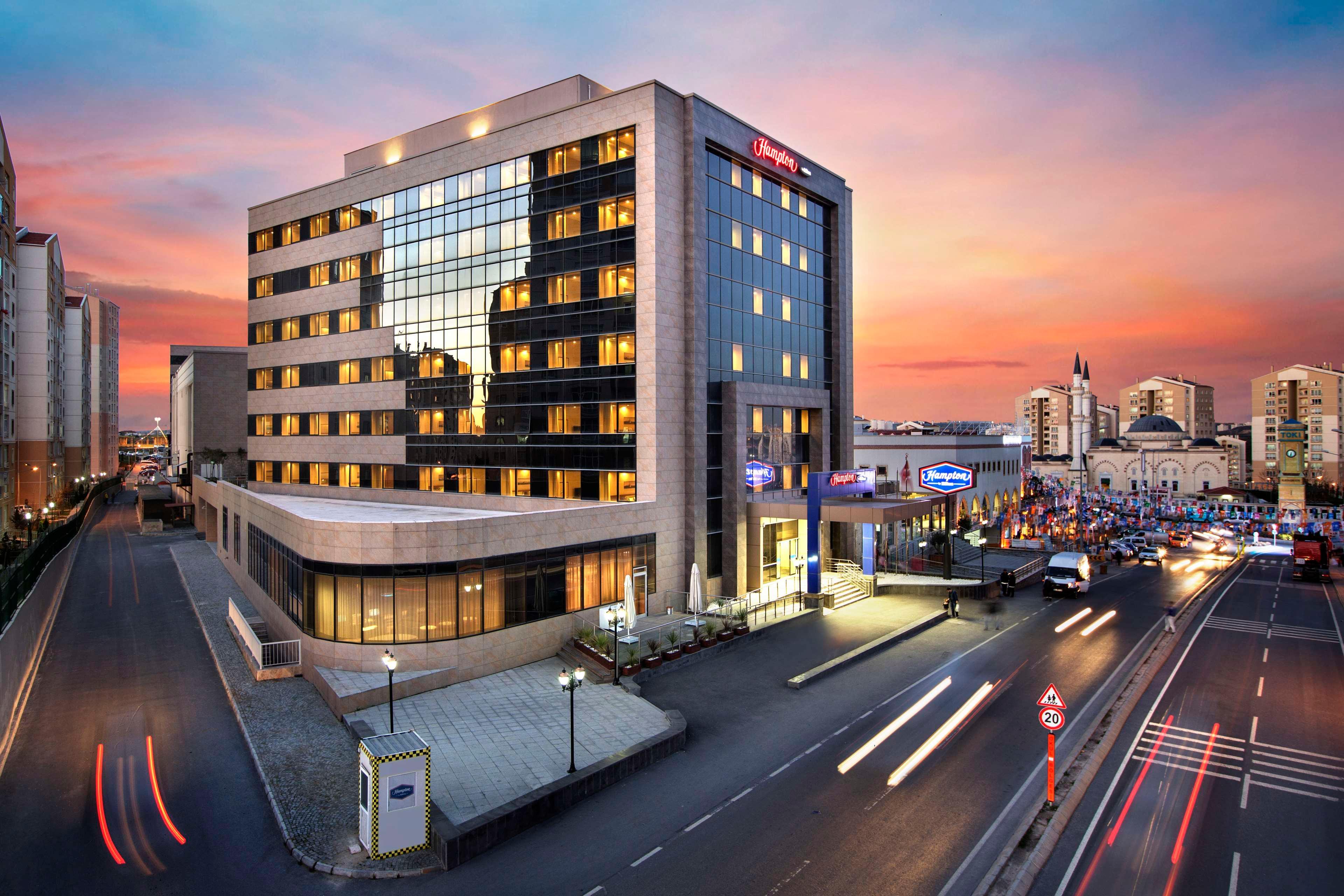Vista Exterior Hampton by Hilton Istanbul Kayasehir