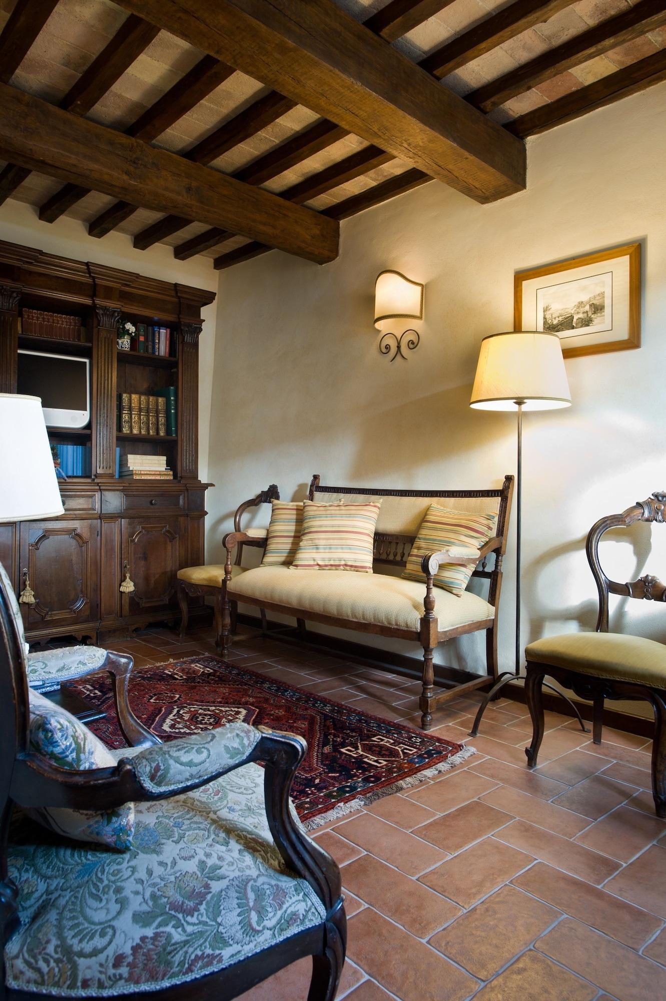 Vista Lobby Torre Palombara - Dimora Storica