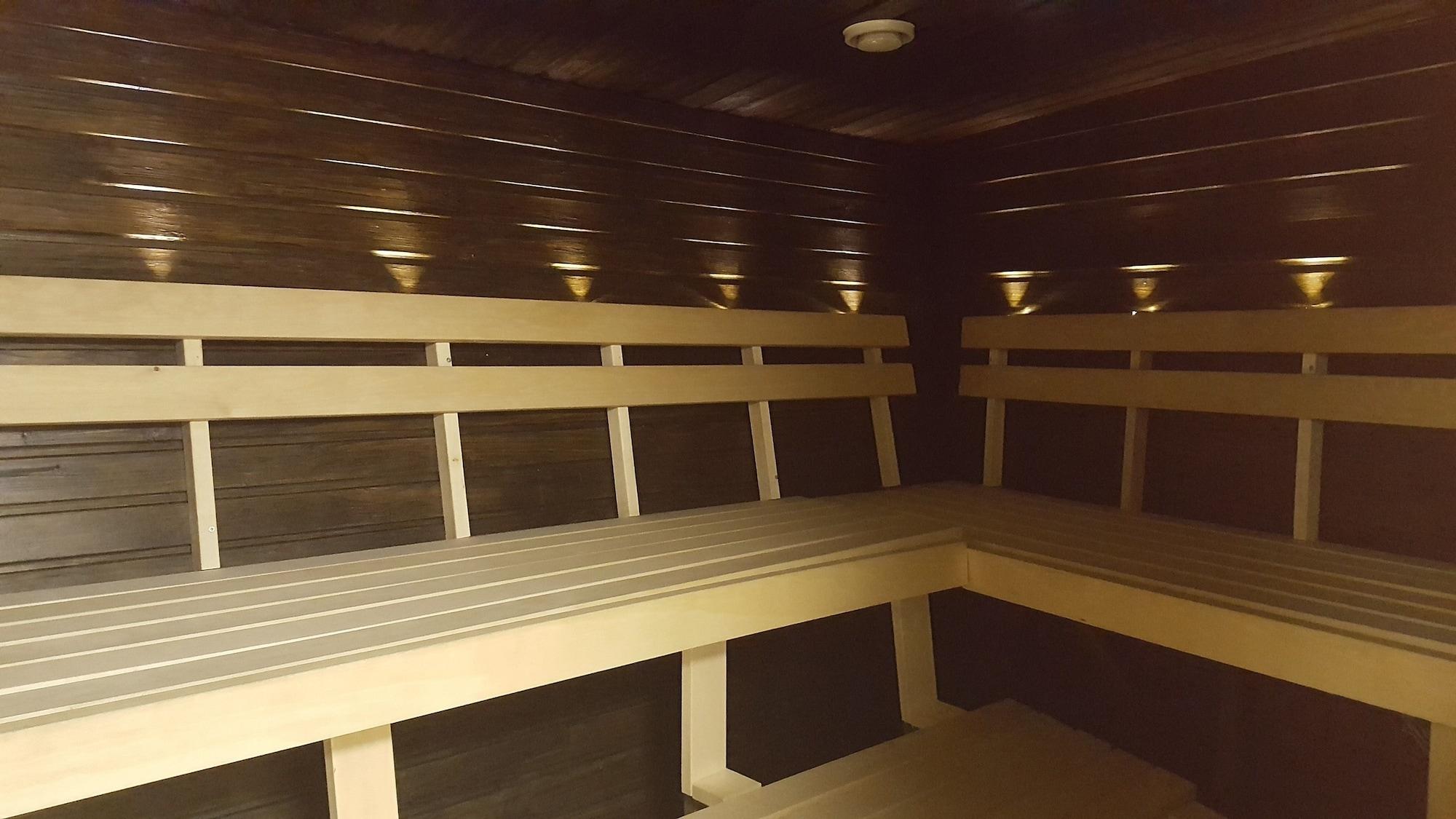 Spa Laivahostel S/S Bore