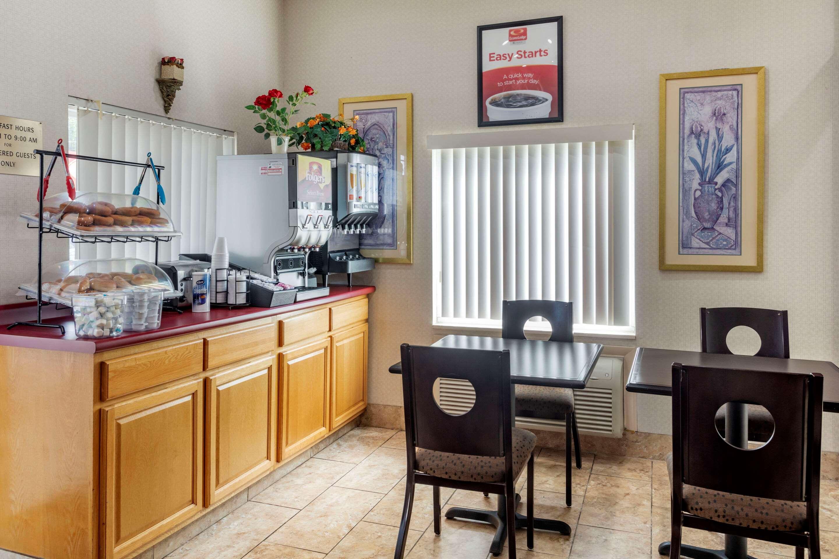 Restaurant Econo Lodge (East Hartford)