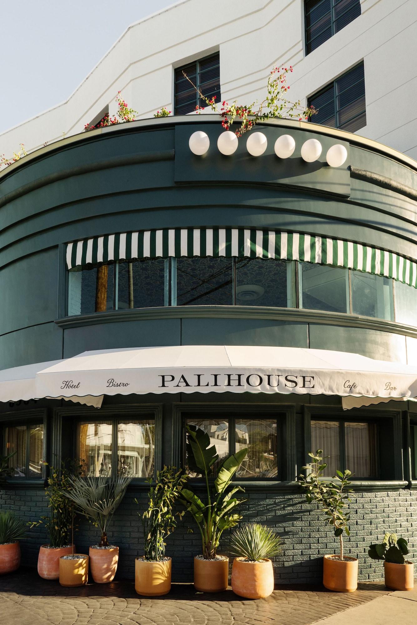 Vista Exterior Palihouse West Hollywood at Beverly Hills