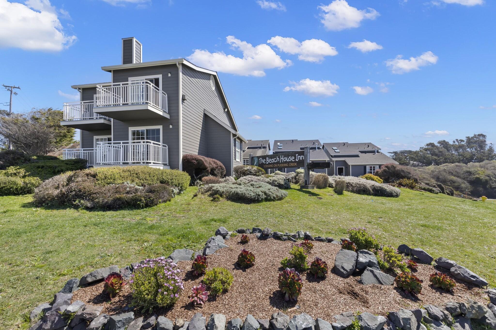 Vista Exterior The Beach House Inn