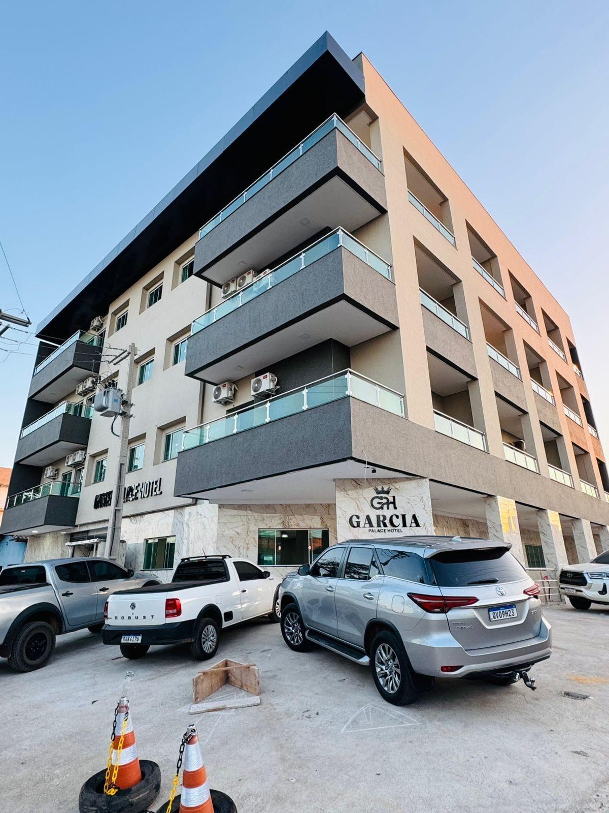 Varios Garcia Palace Hotel