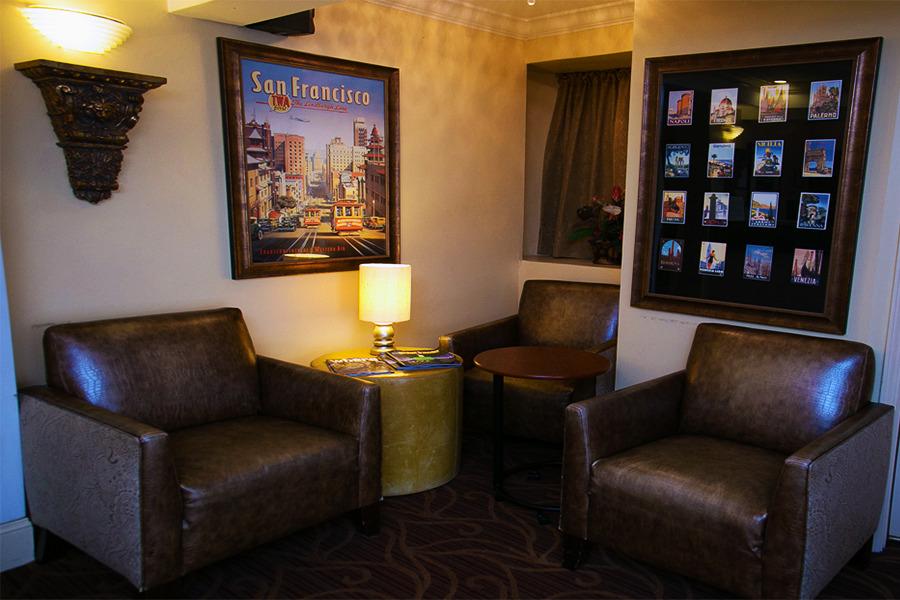 Vista Lobby Fitzgerald Hotel