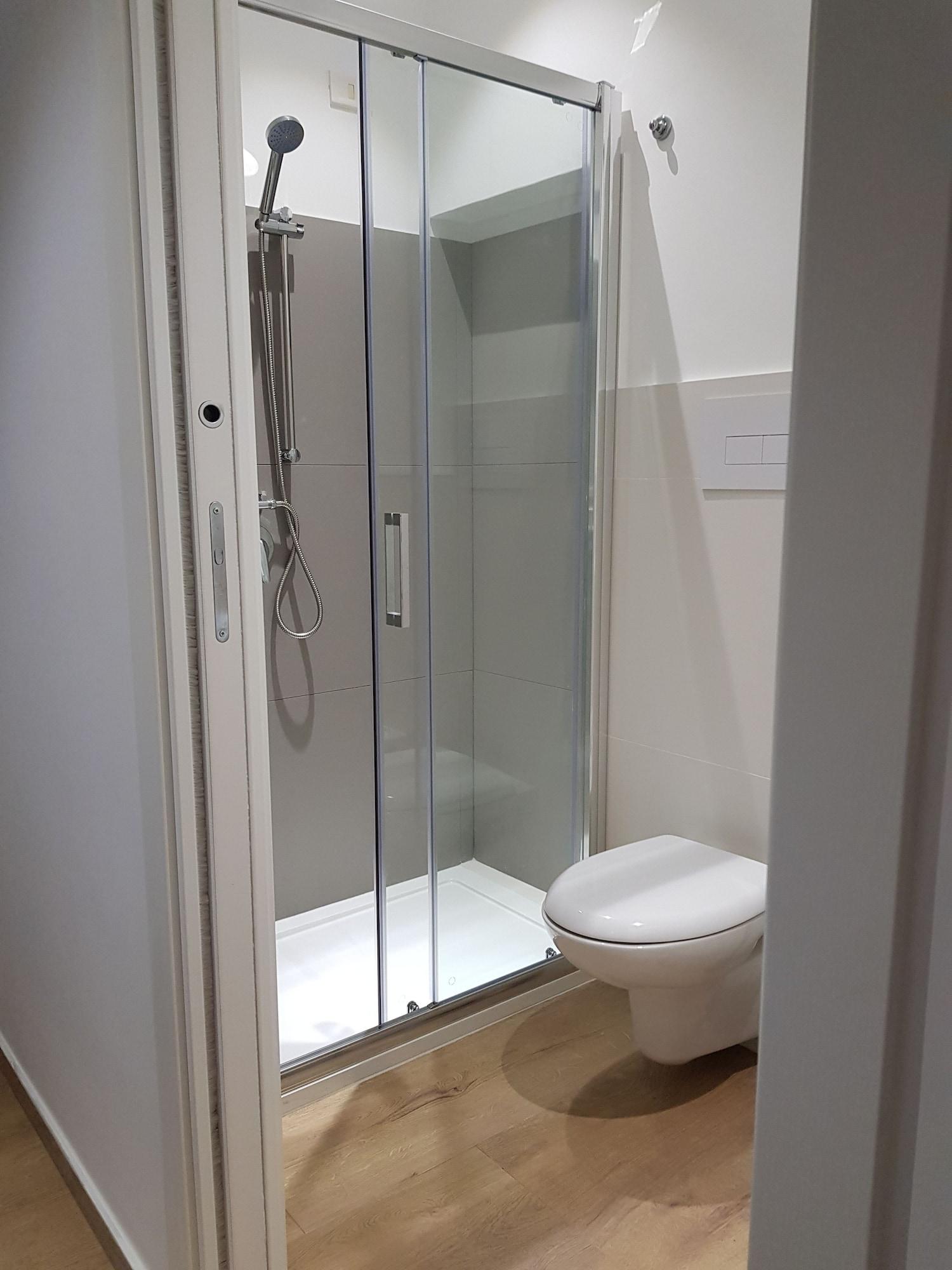 Equipamiento de Habitación Handy