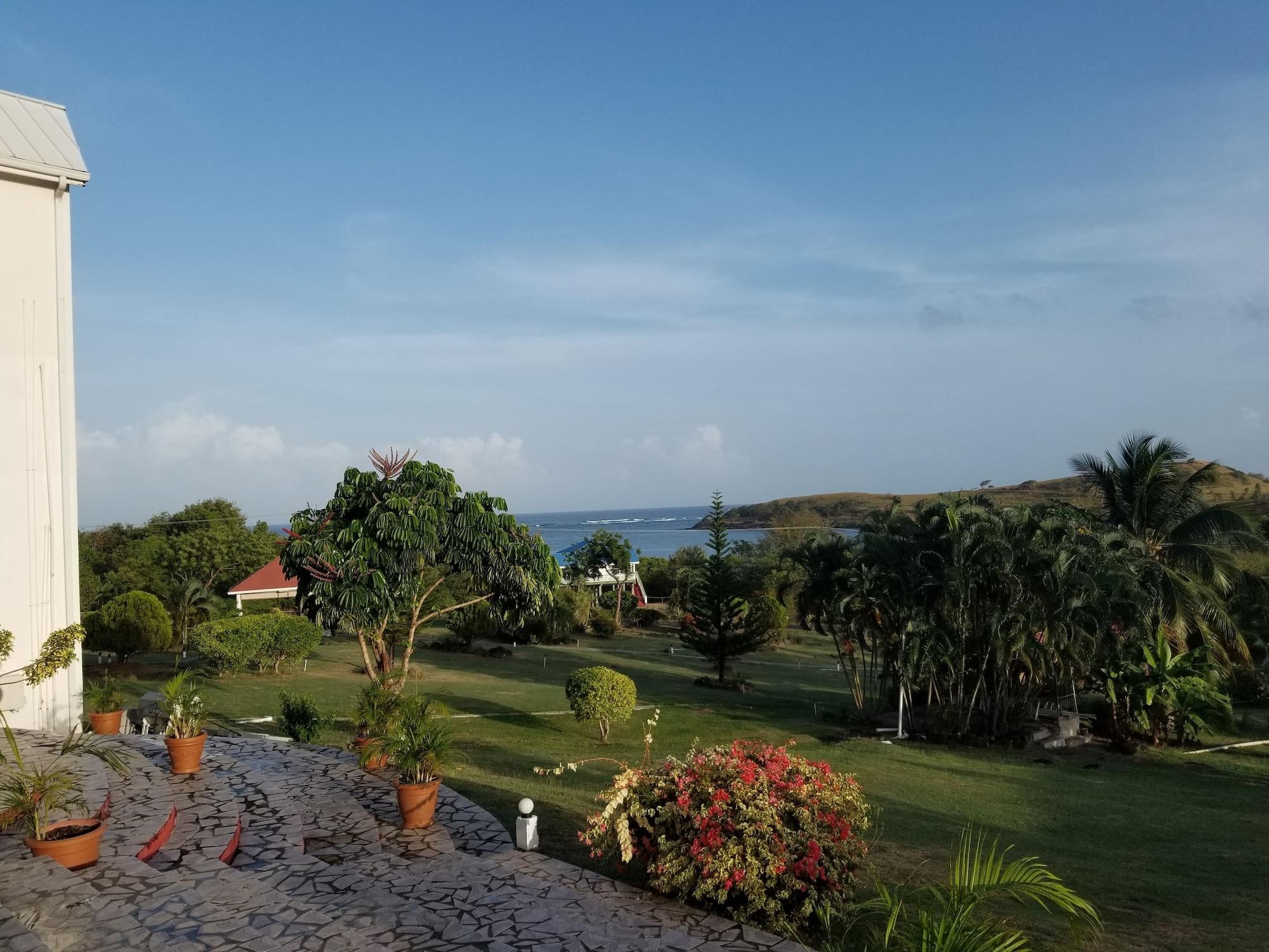 Comodidades del Alojamiento Savannes Bay Garden Inn