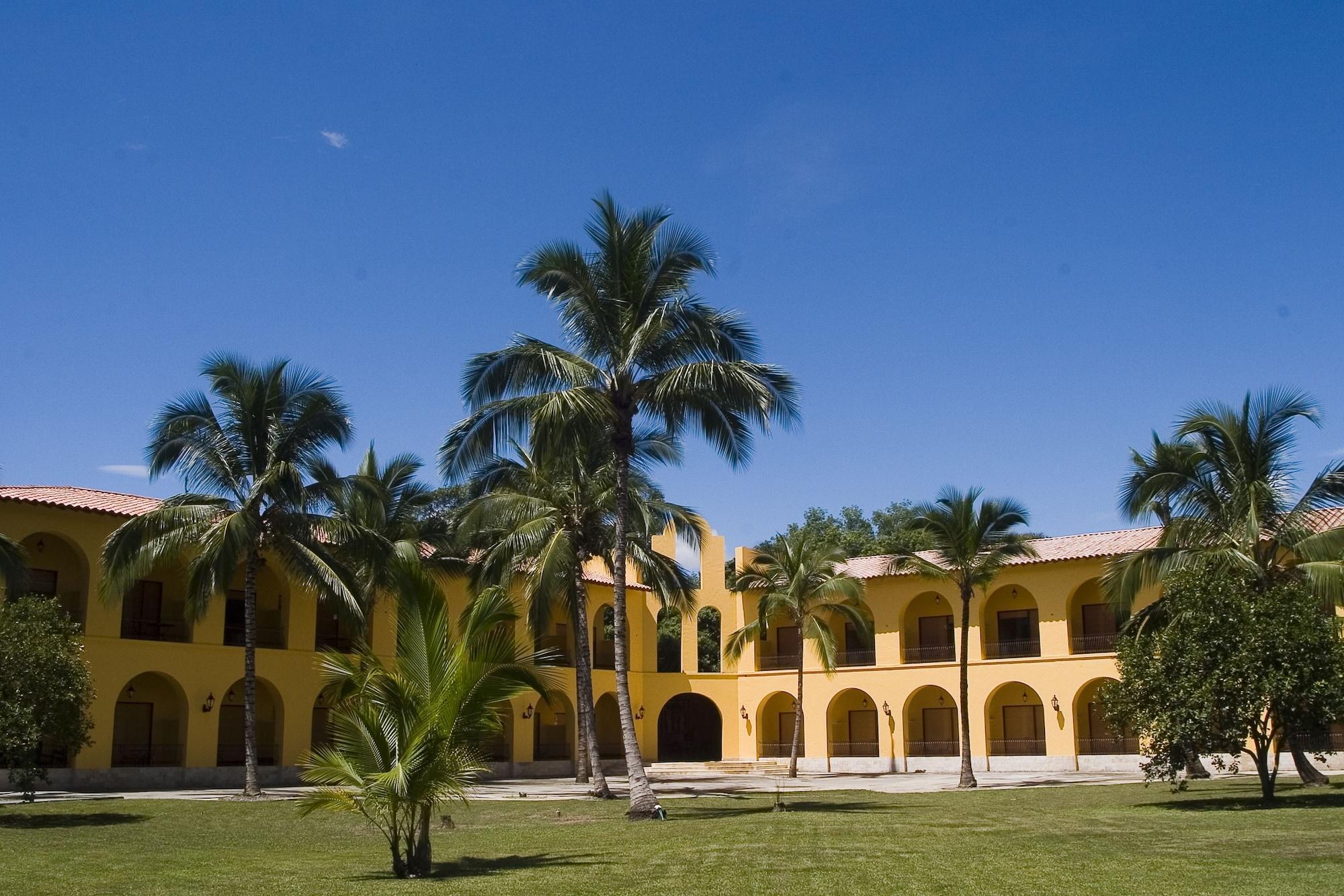 Vista Exterior Santa Fe Colonial Hotel Spa