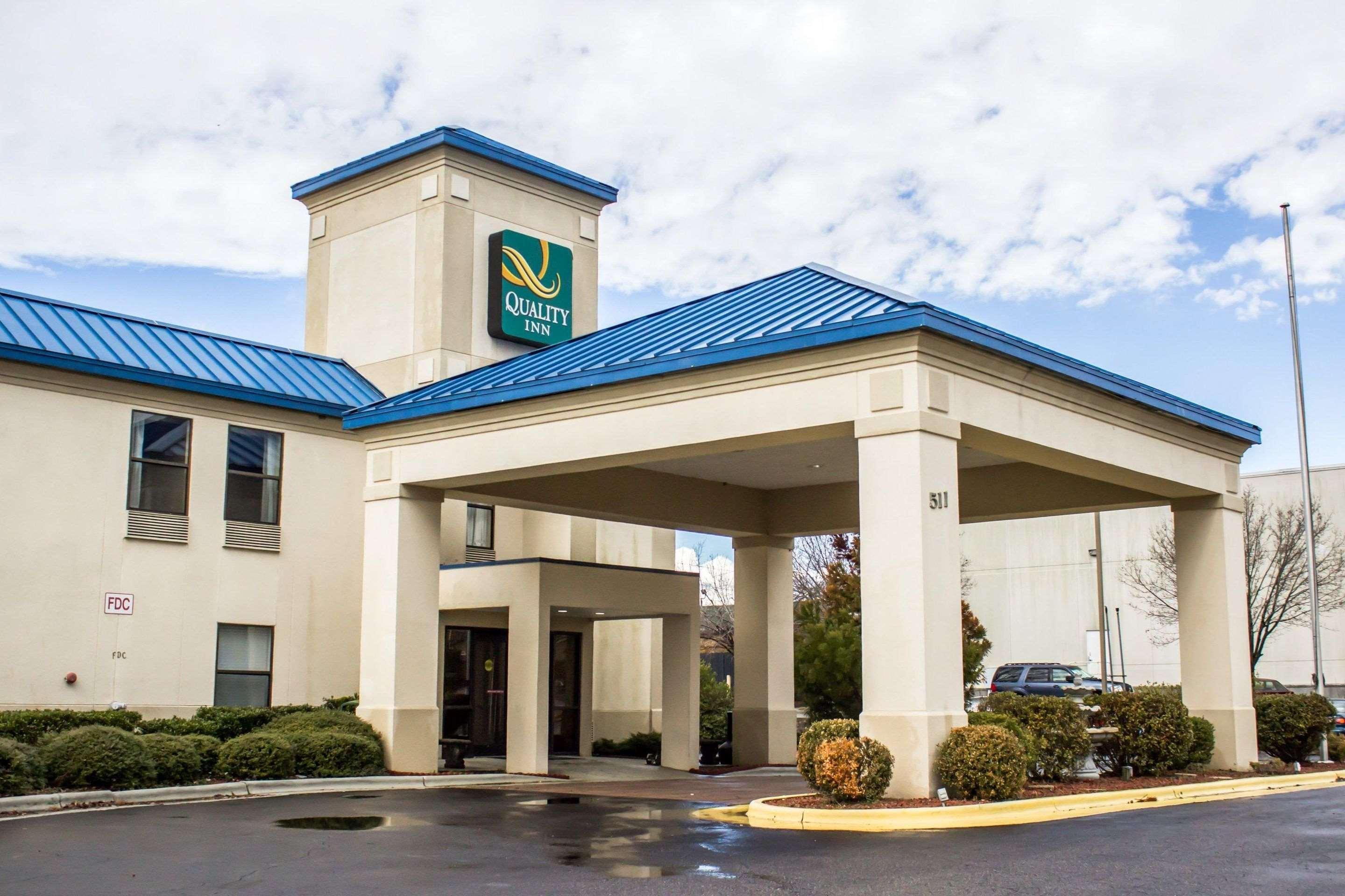 Vista Exterior Quality Inn Fuquay Varina East
