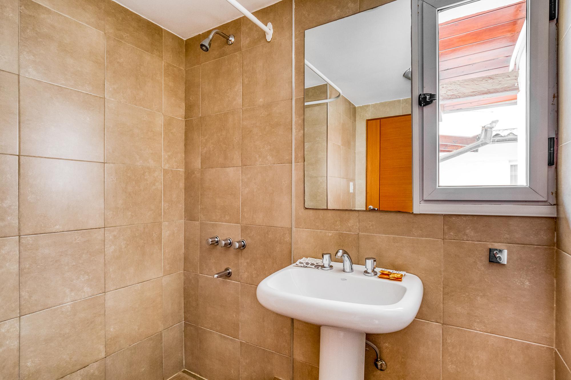 Baño NBH | Hotel Premier Bariloche