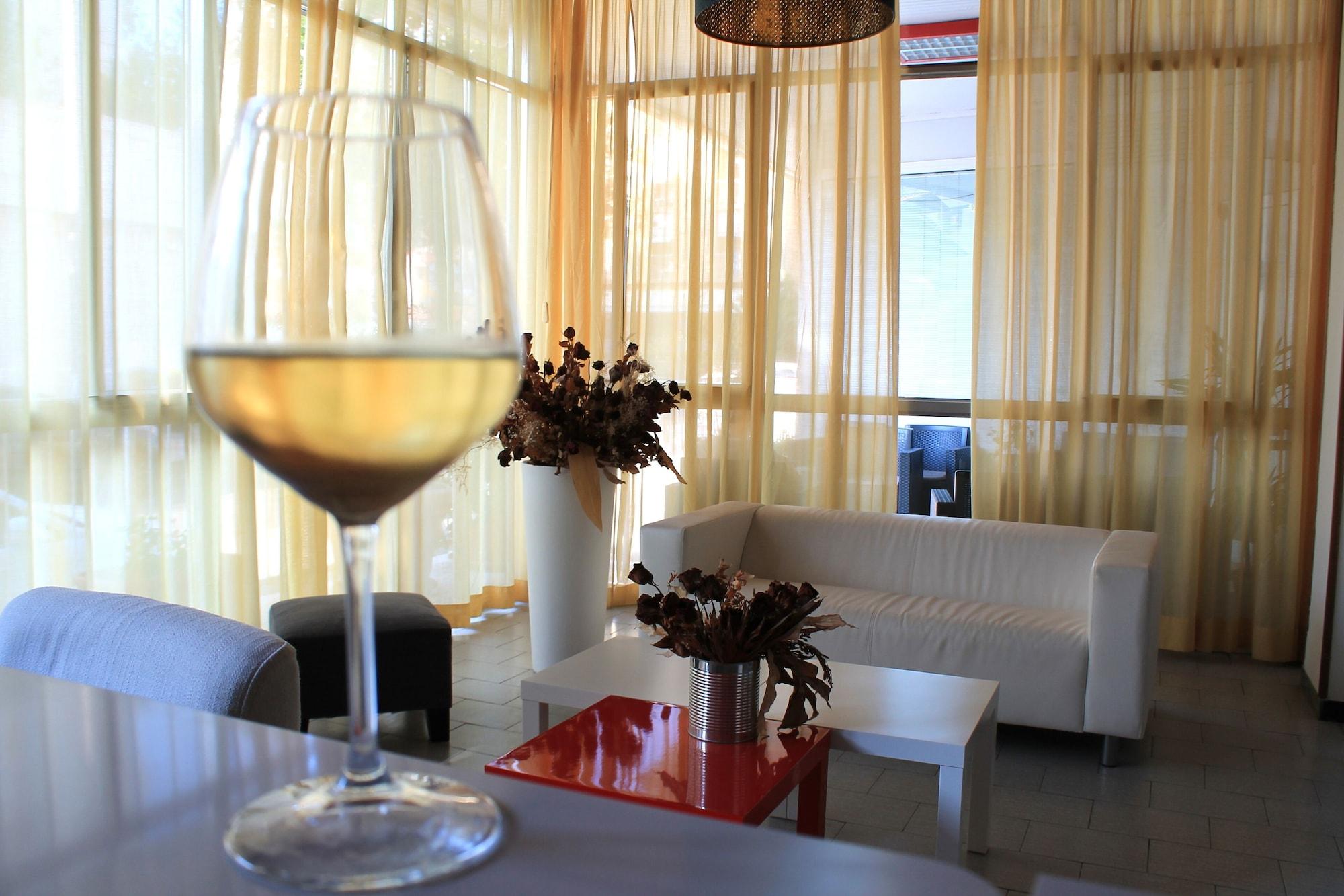 Vista Lobby Hotel Sanremo