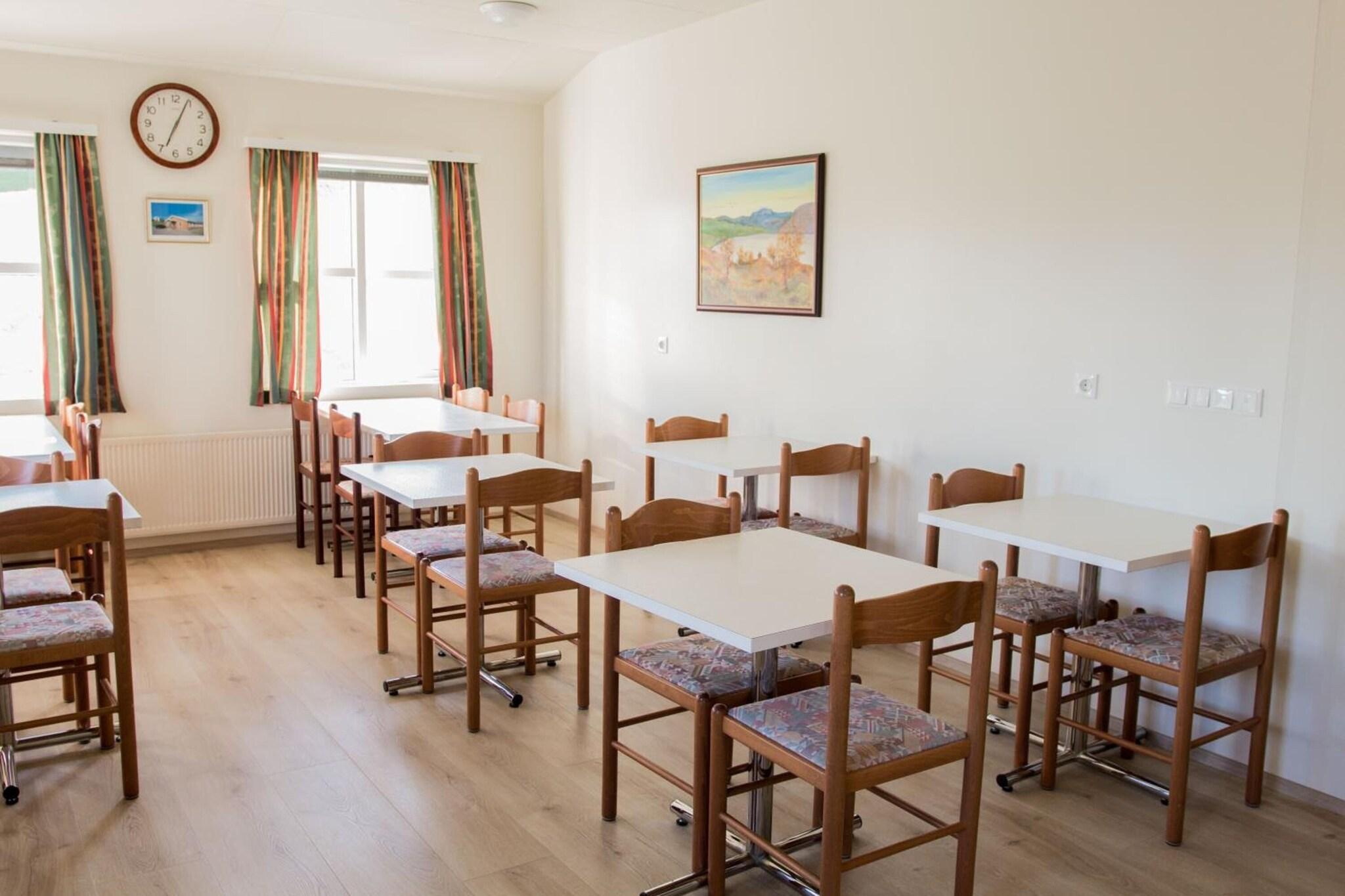 Restaurant Skipalækur Guesthouse