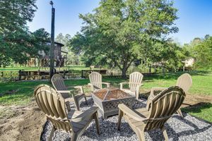 Renta Vacacional - Pet-friendly Bay St Louis Home w/ Dock!