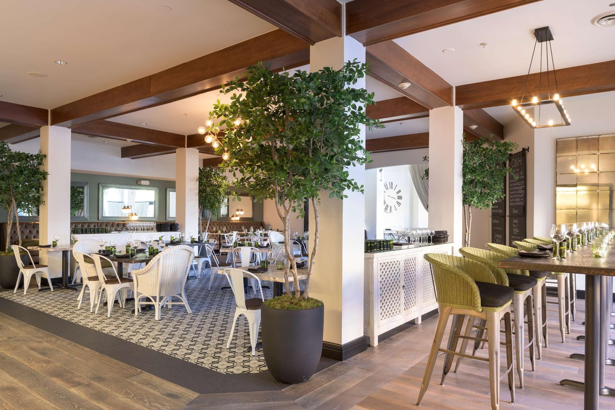 Restaurant Grand Reserve at The Meritage
