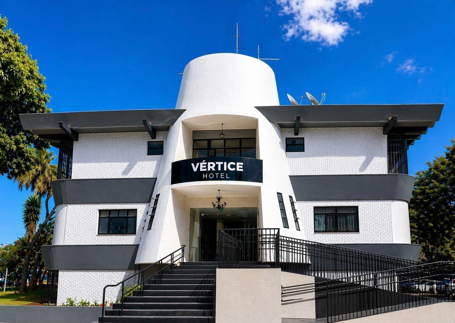 Varios Vértice Hotel