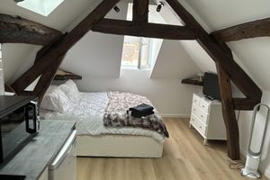 Aluguel por temporada - Come and discover our charming apartment on the heights of old Pontoise.