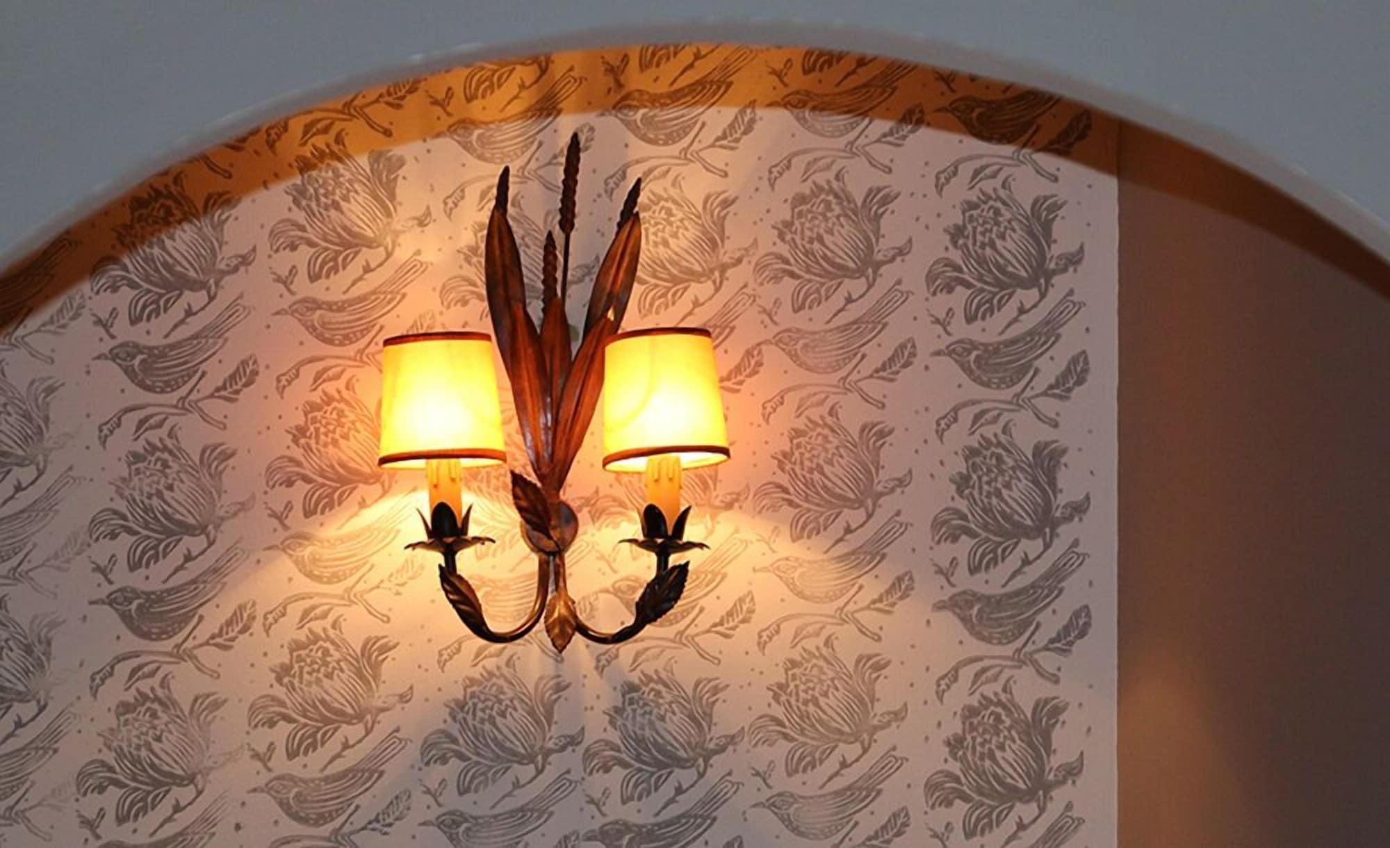 Varios Hostal - Restaurante Emilia