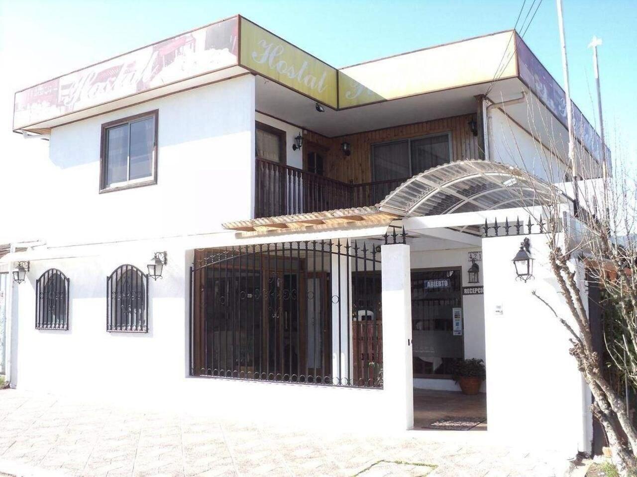 Vista Exterior Hostal Casa Familia