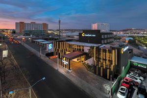 Alojamiento - Comfort Inn Queretaro Tecnologico