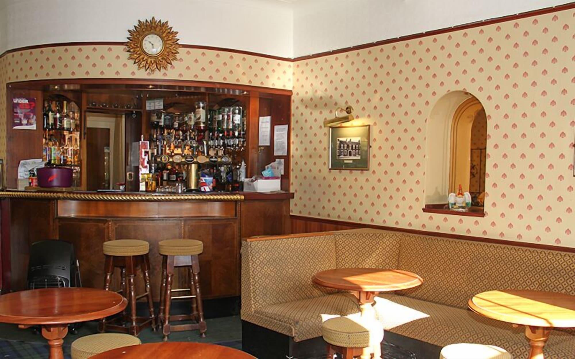 Bar/Salón Imperial Hotel
