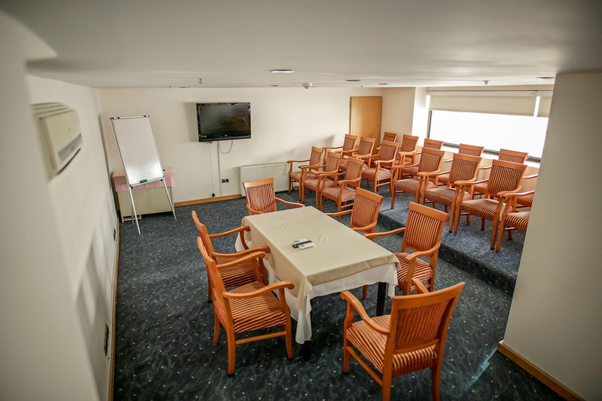 Sala de Reuniones Grand Denizli Hotel