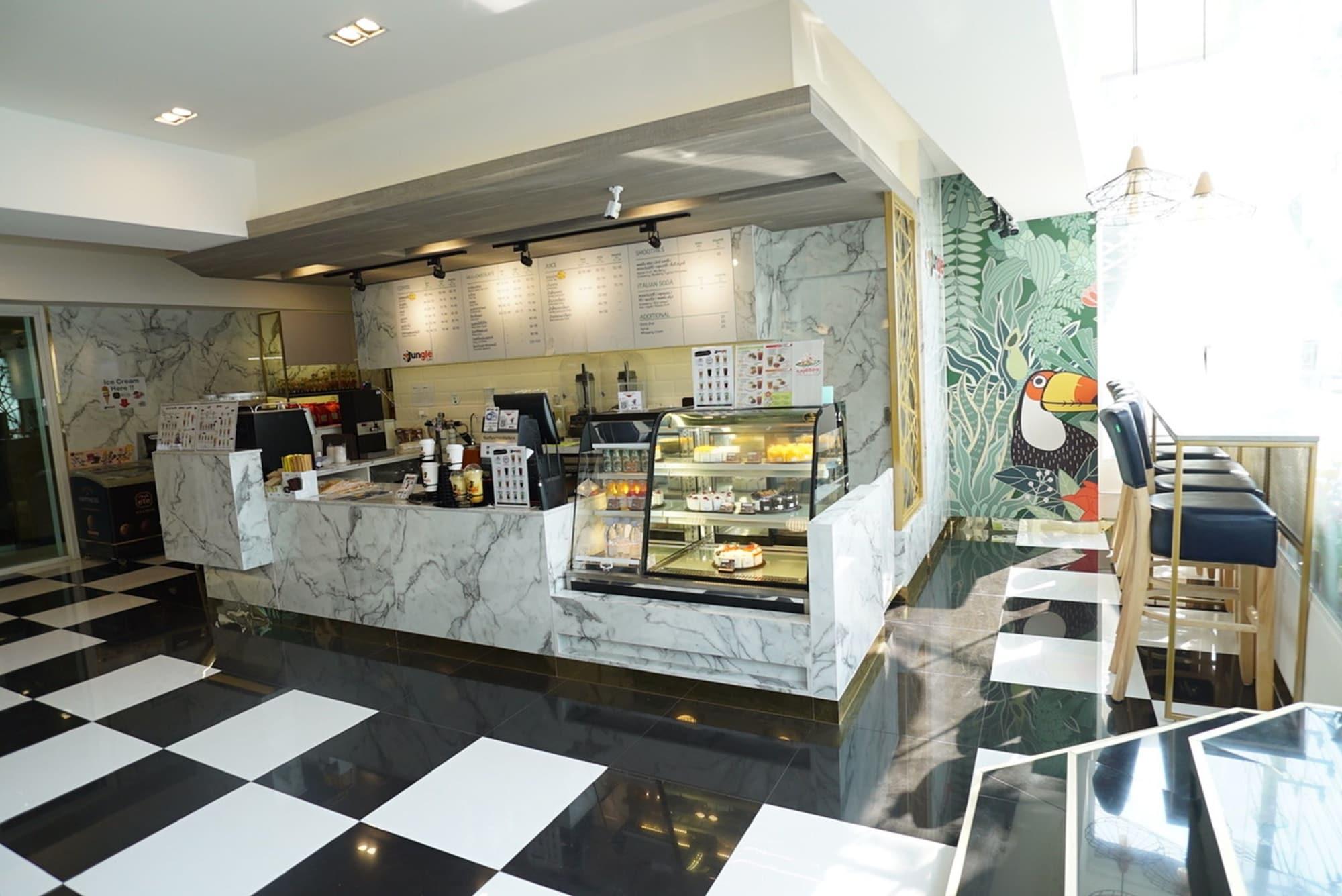 Bar/Salón The Embassy Sathorn