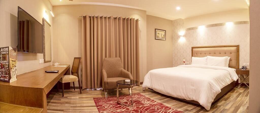 Habitación Hotel One Garden Town Lahore