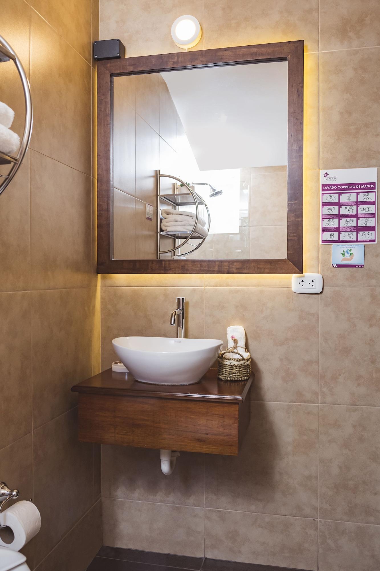 Equipamiento de Habitación Hotel Hanan Deluxe
