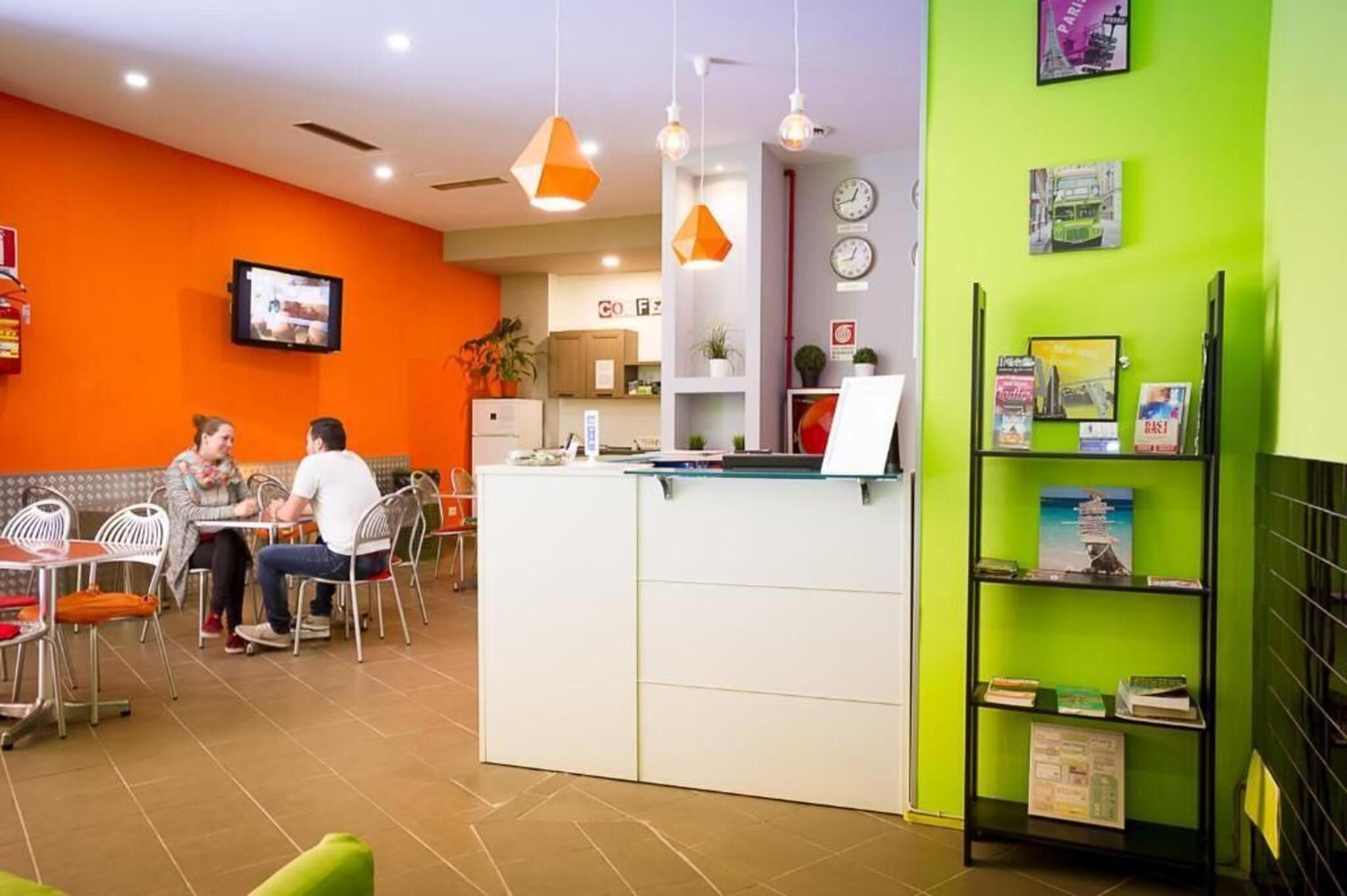 Restaurant Youth Station Hostel