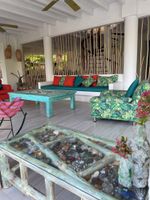 Alquiler Vacacional - Casa de las flores tropical lodge in front of the sea- gardens- family- friendly