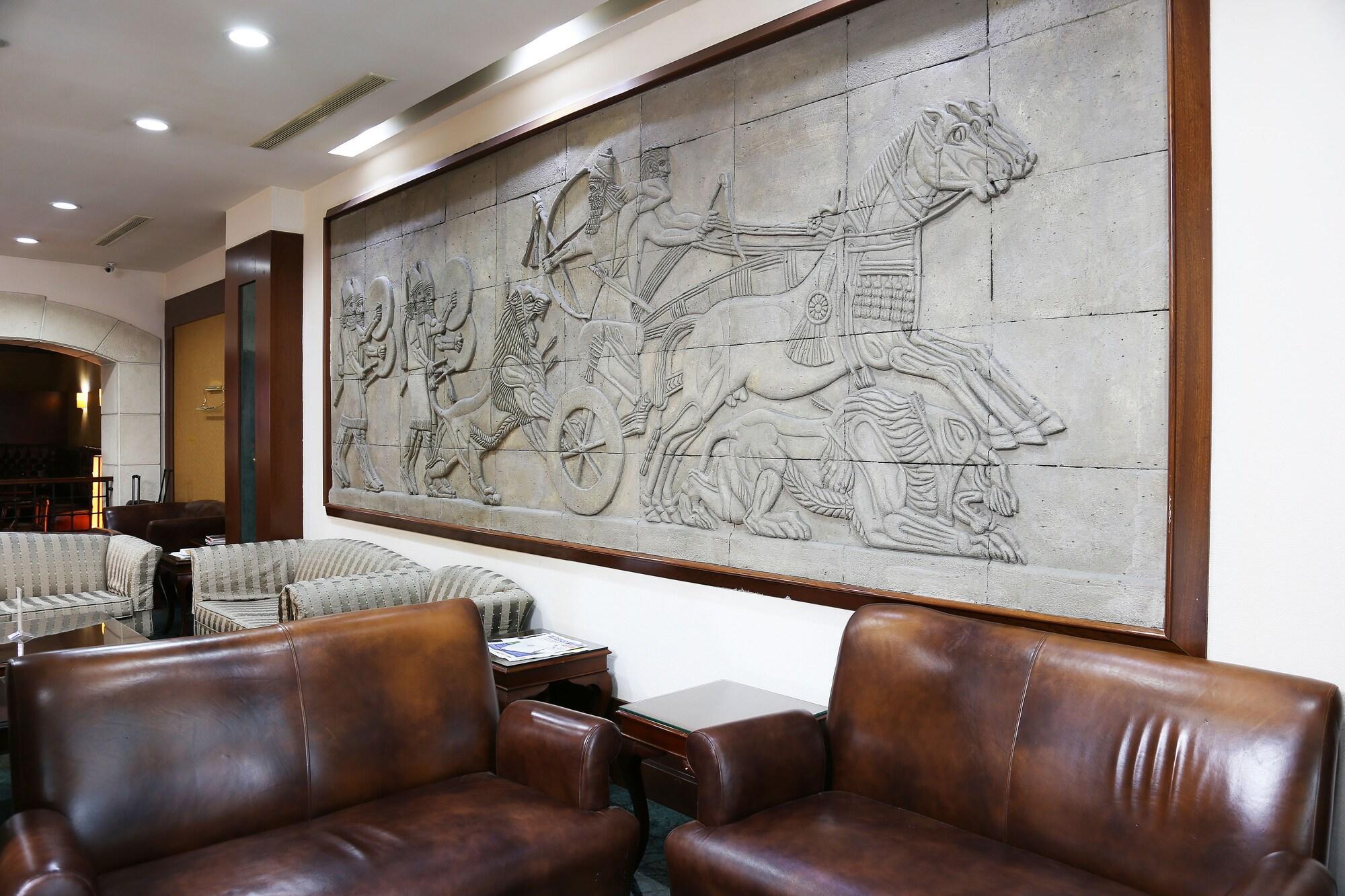 Vista Lobby Benler Hotel