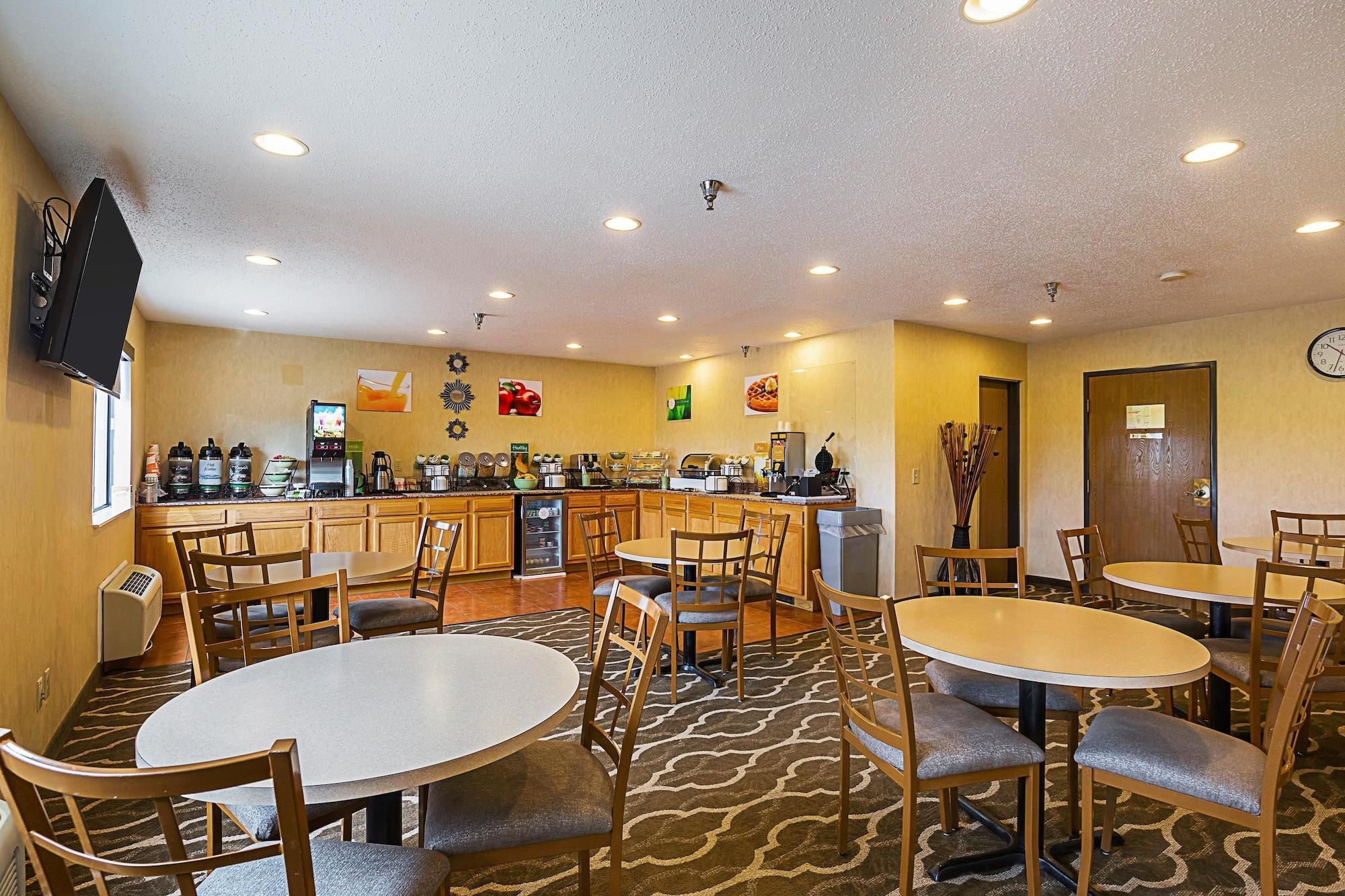 Restaurant Quality Inn Waverly