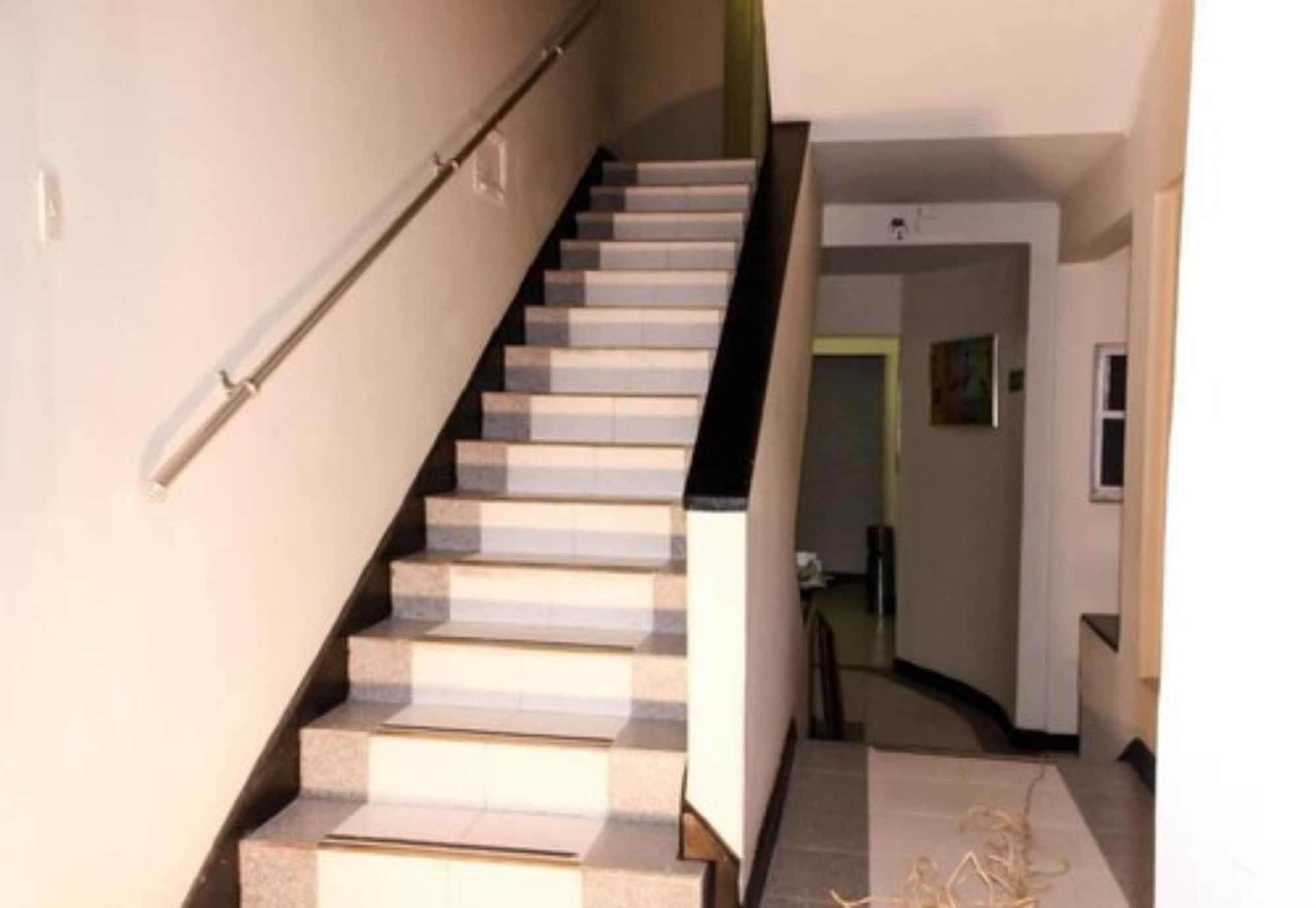 Comodidades del Alojamiento Hotel Los Cerros de Bogotá