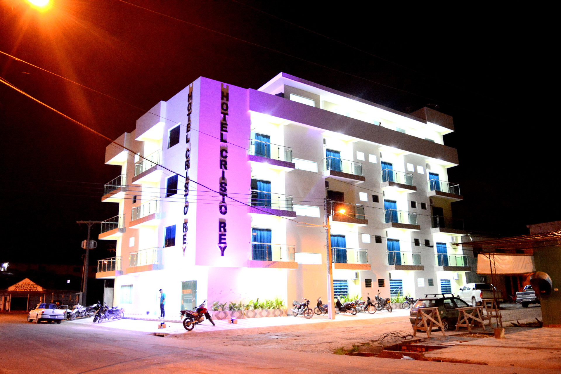 Vista Exterior Hotel Cristo Rey