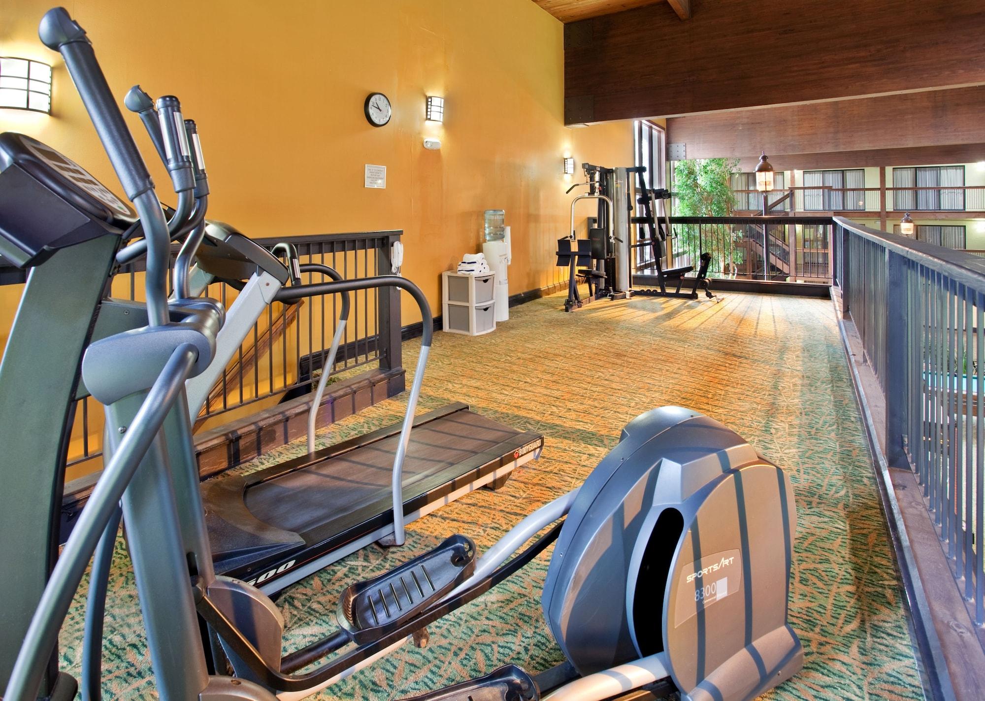 Gimnasio Holiday Inn St. Louis West Six Flags by IHG
