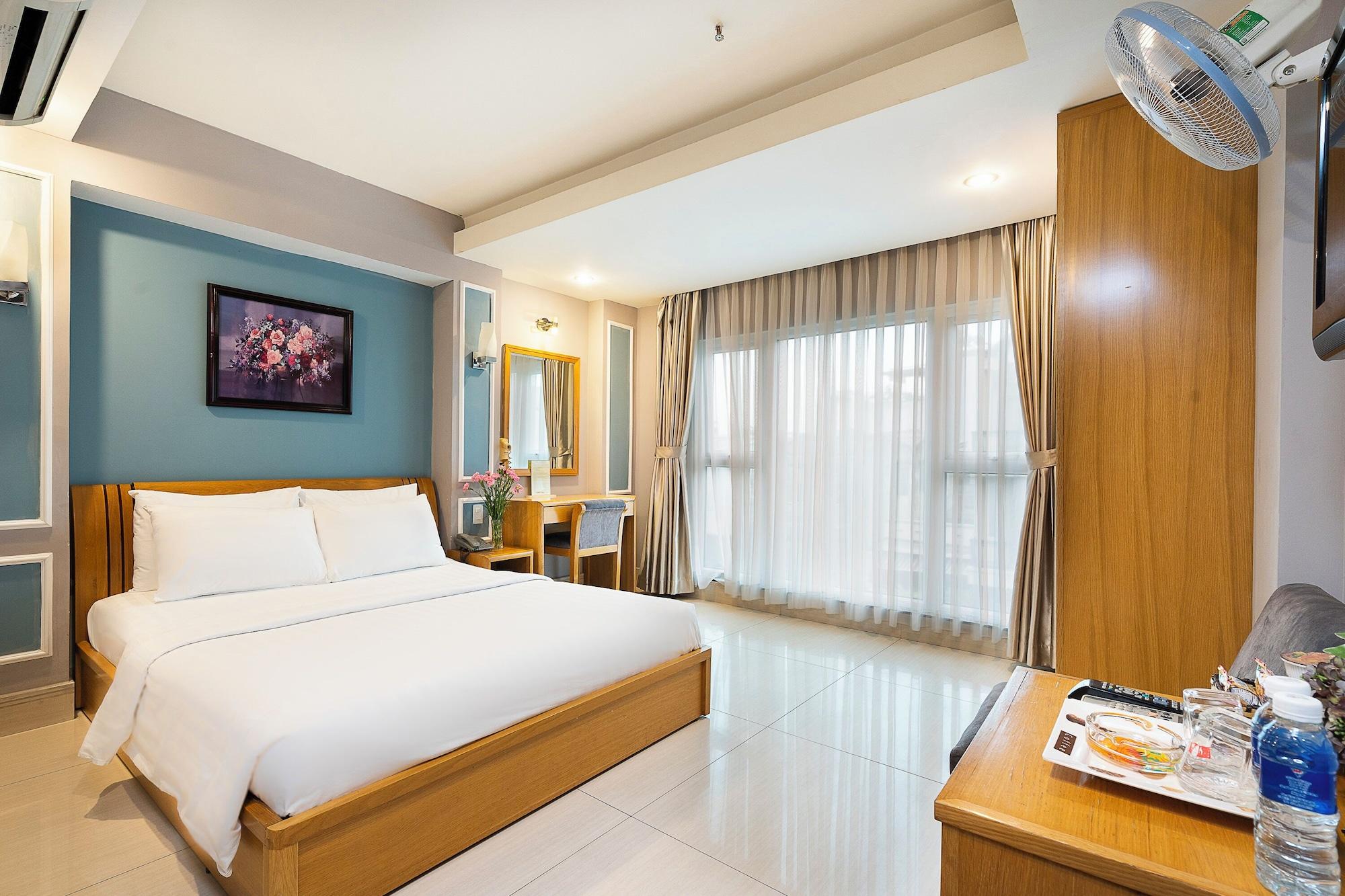 Varios Lucky Star Hotel 146 Nguyen Trai
